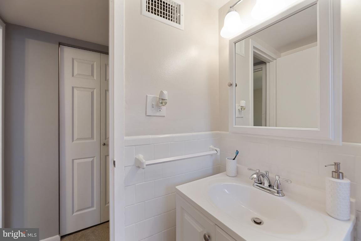 TAKOMA PARK - Residential