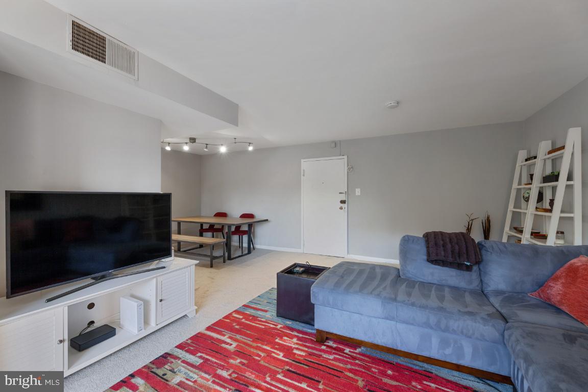 TAKOMA PARK - Residential