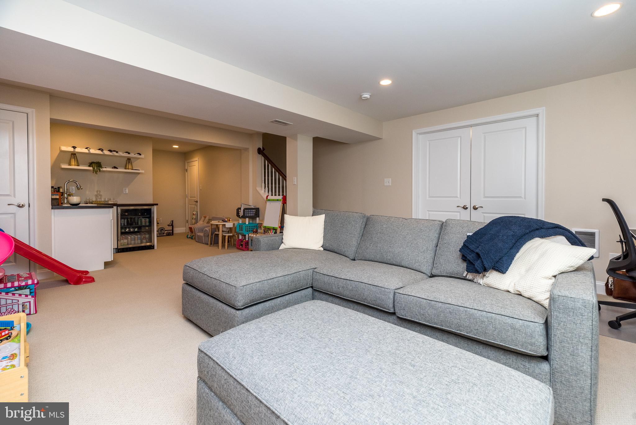 GWYNEDD CHASE - Residential