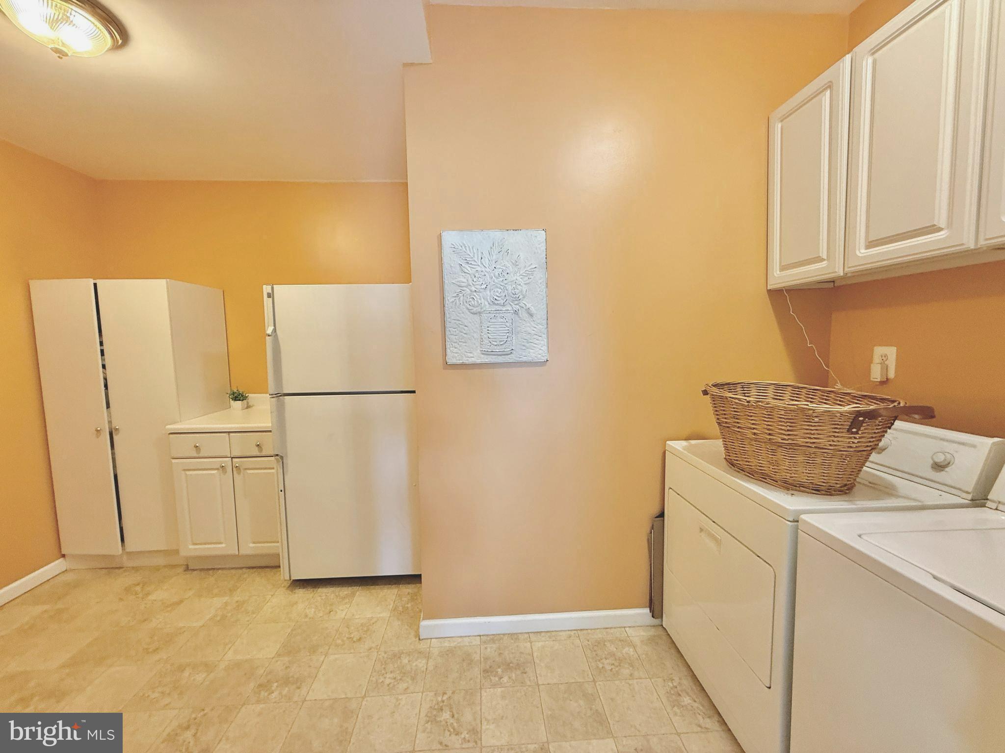 NORTHAMPTON CROSSG - Residential