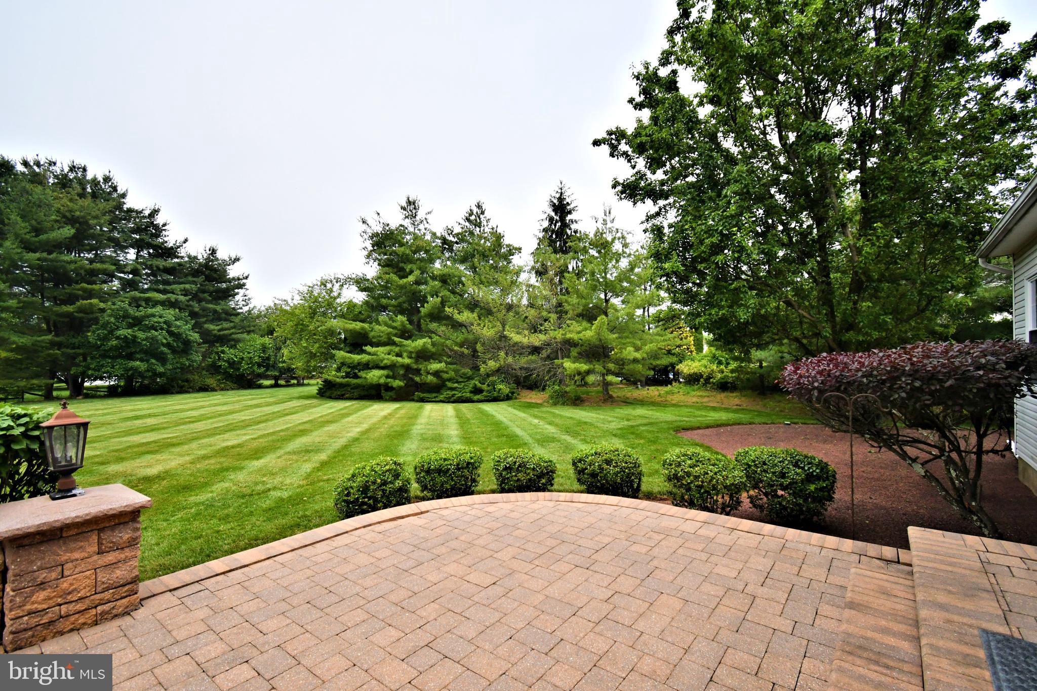 NORTHAMPTON CROSSG - Residential