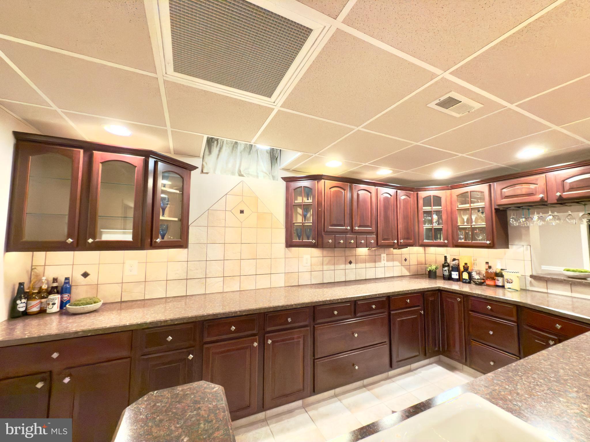 NORTHAMPTON CROSSG - Residential