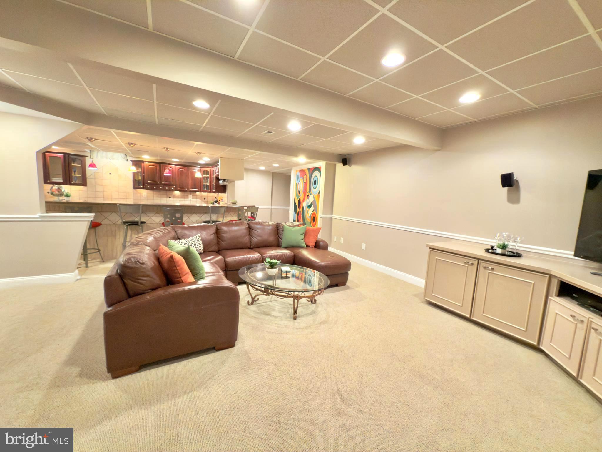 NORTHAMPTON CROSSG - Residential