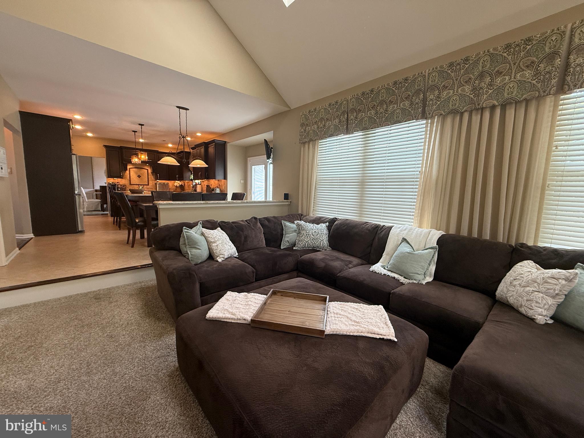 NORTHAMPTON CROSSG - Residential