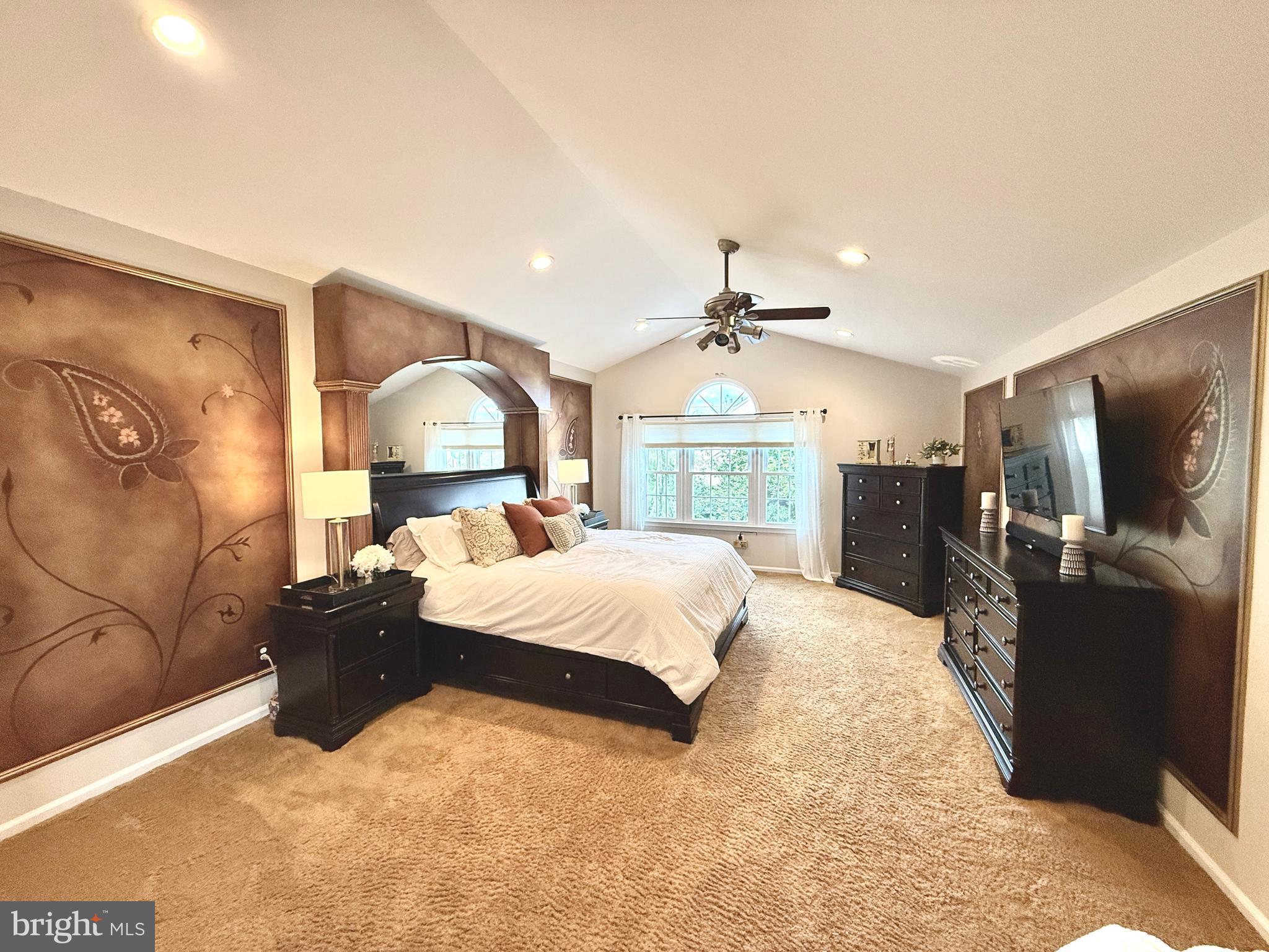 NORTHAMPTON CROSSG - Residential