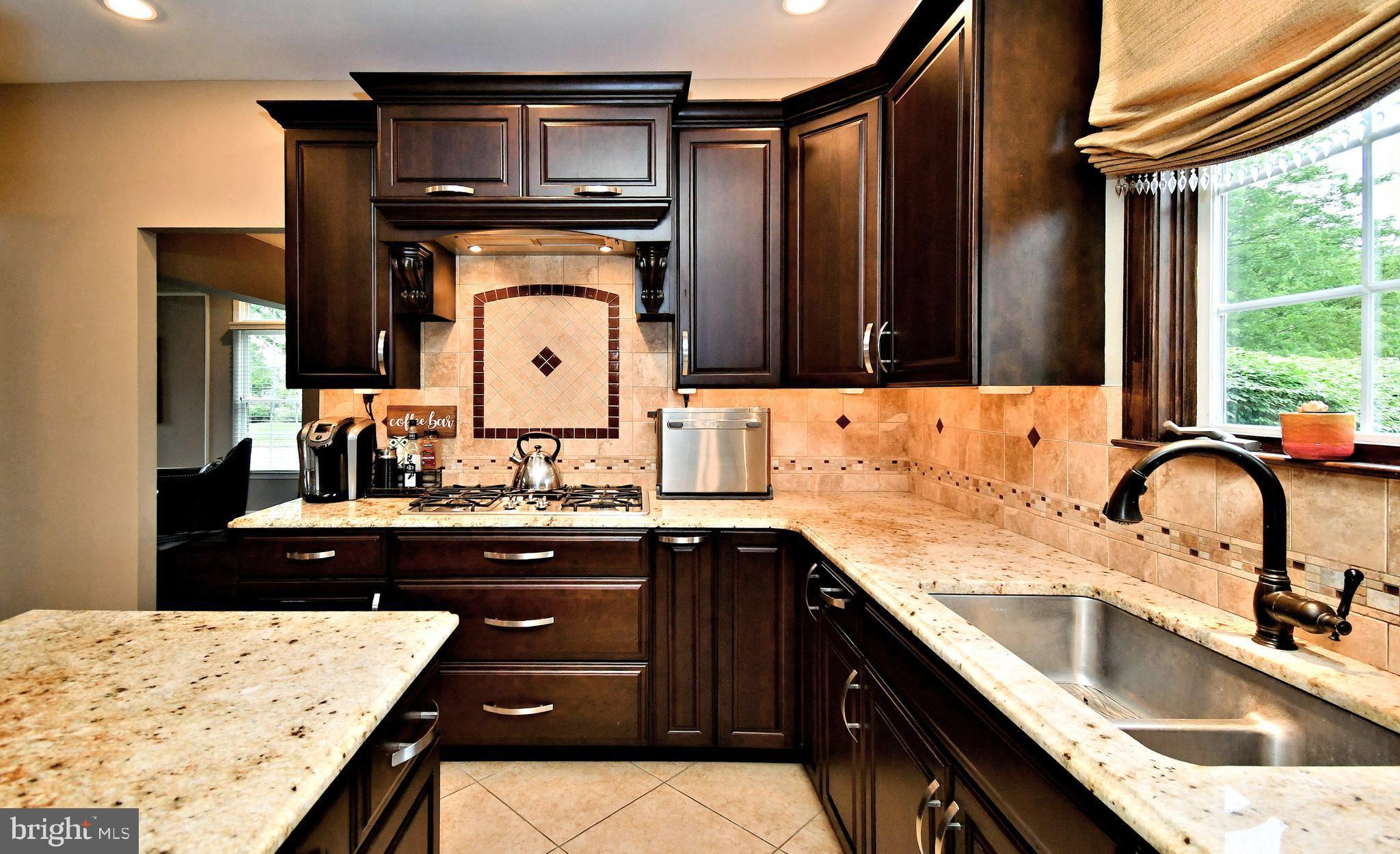 NORTHAMPTON CROSSG - Residential