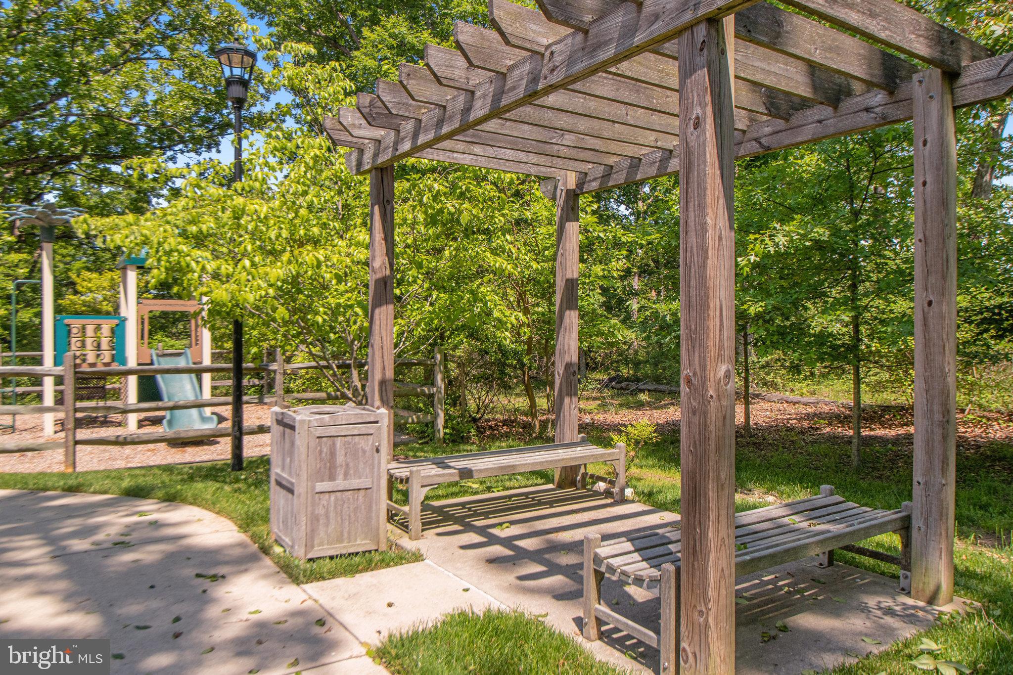 DARNESTOWN AT TRAVILAH - Residential