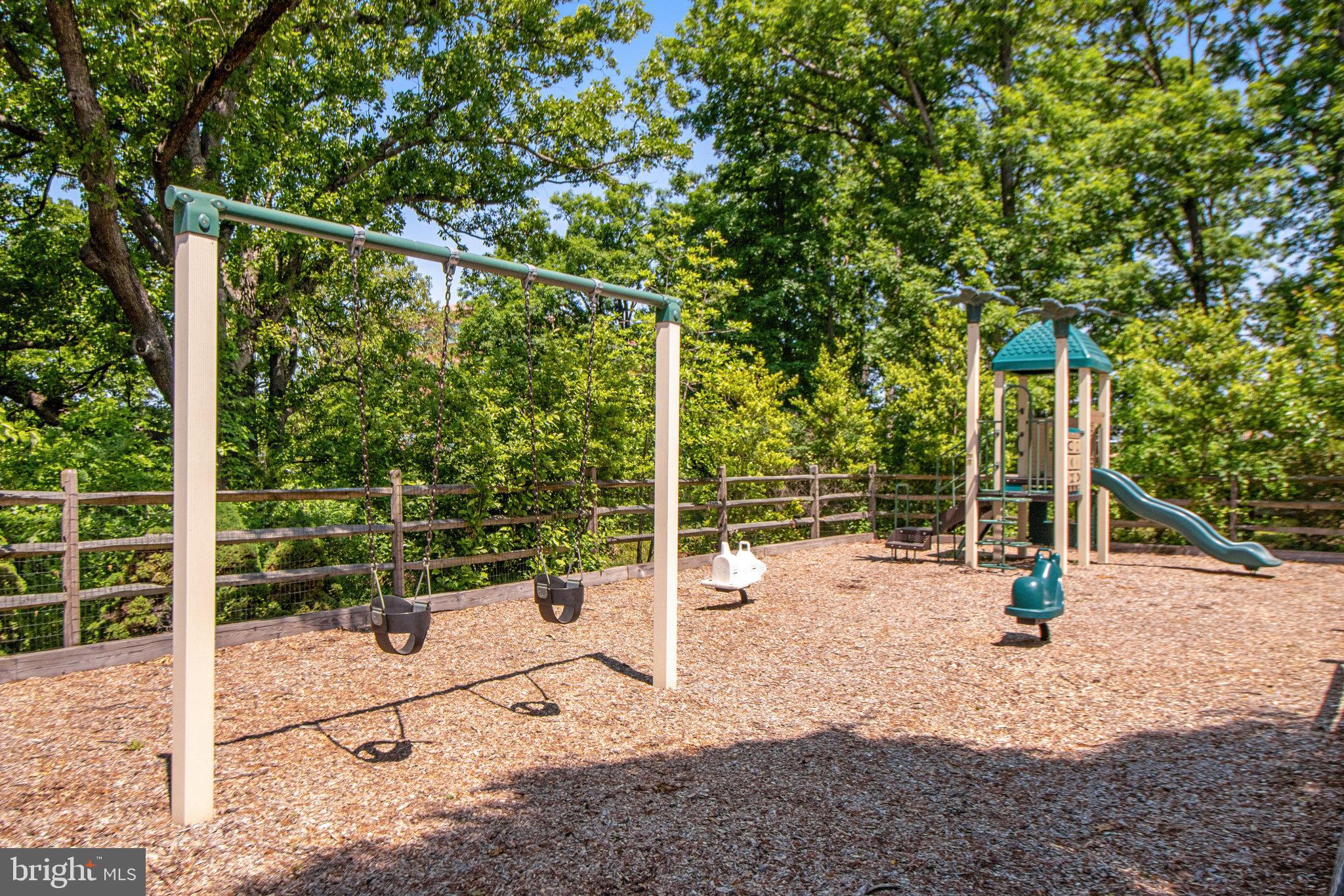 DARNESTOWN AT TRAVILAH - Residential