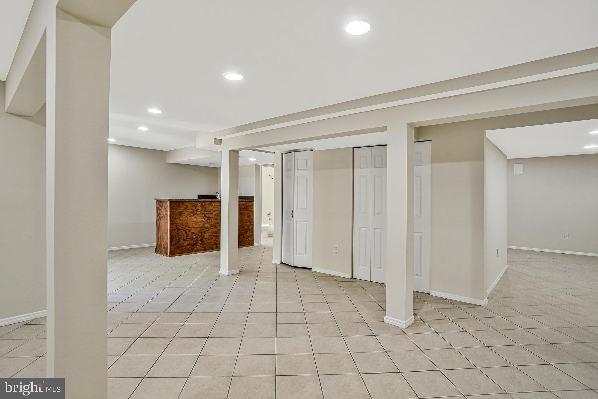 PRESTON'S PLACE - Residential