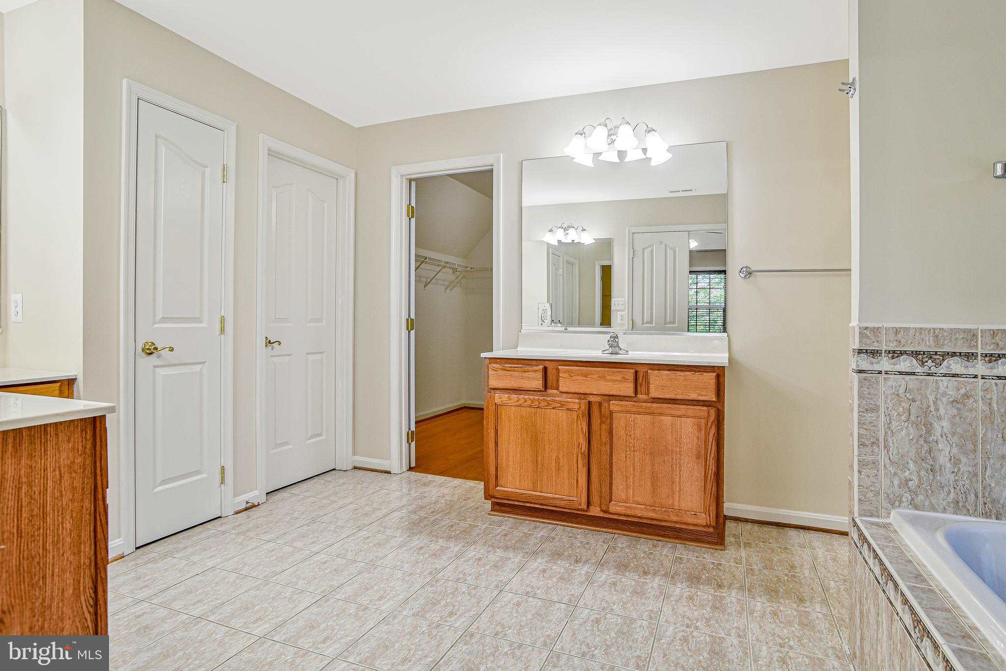 PRESTON'S PLACE - Residential