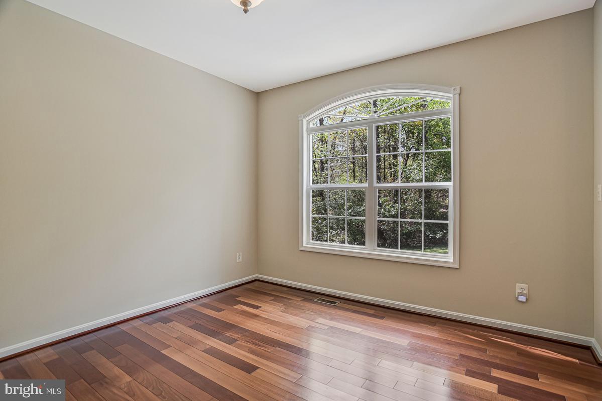 PRESTON'S PLACE - Residential