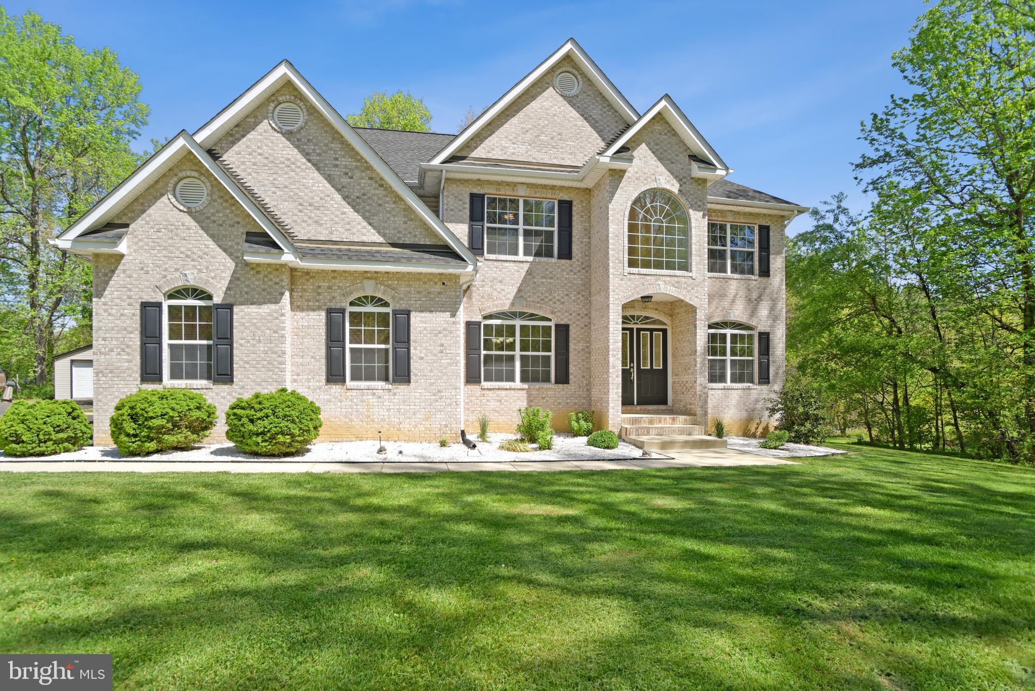 PRESTON'S PLACE - Residential