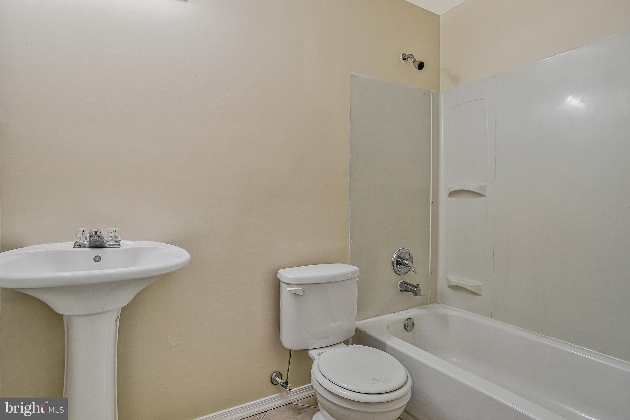 PRESTON'S PLACE - Residential