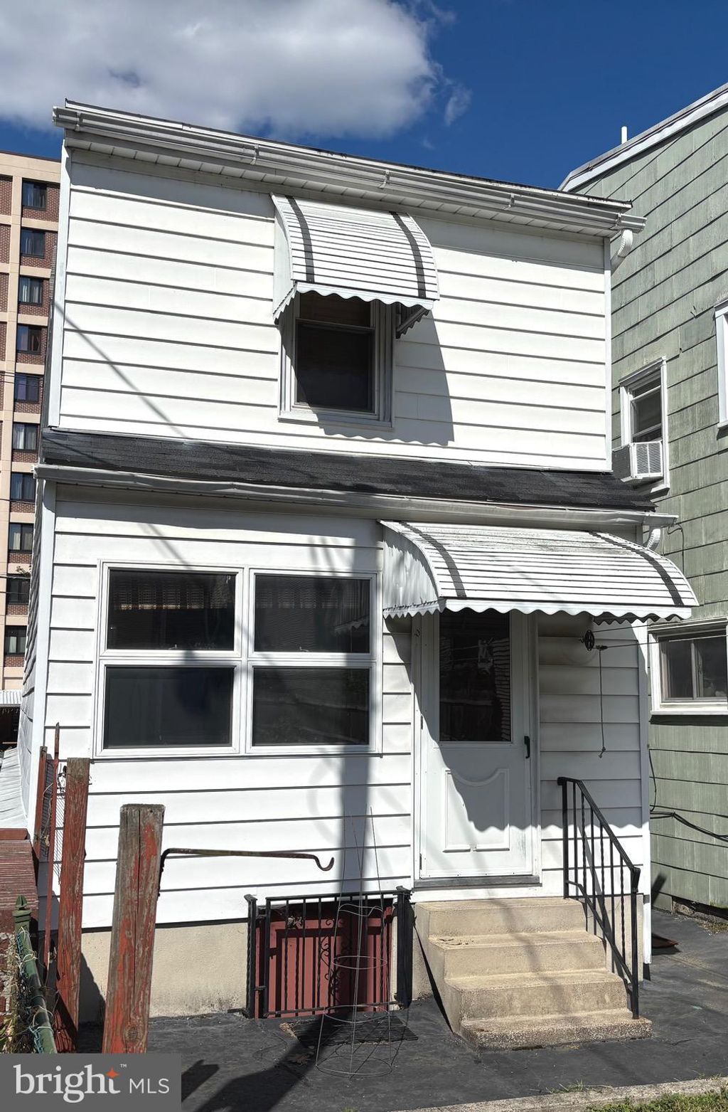 Photo of 325 Lewis Street, MINERSVILLE, PA 17954 (MLS # PASK2023270)