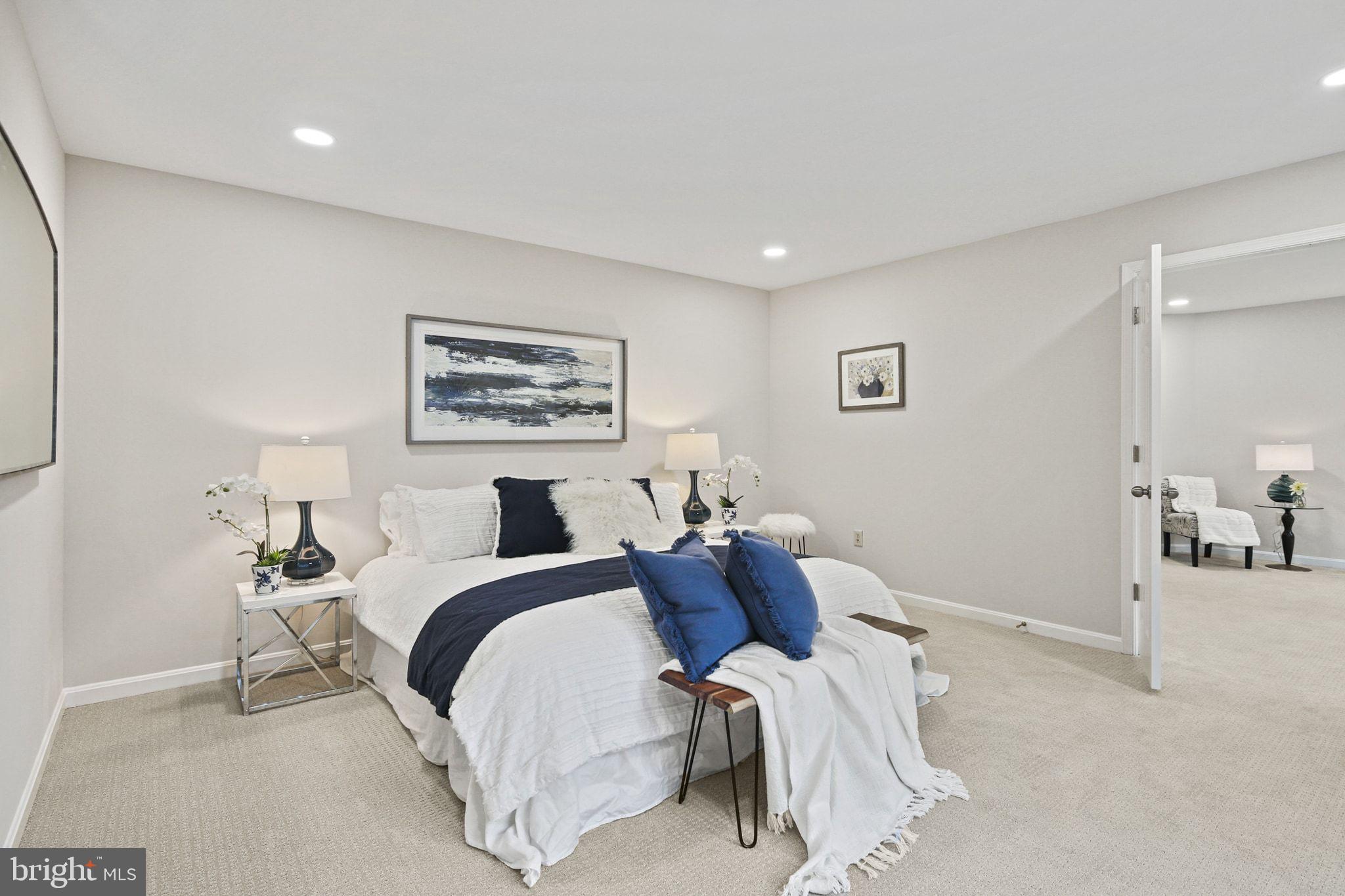 OVERLOOK AT CENTENNIAL PARK - Residential