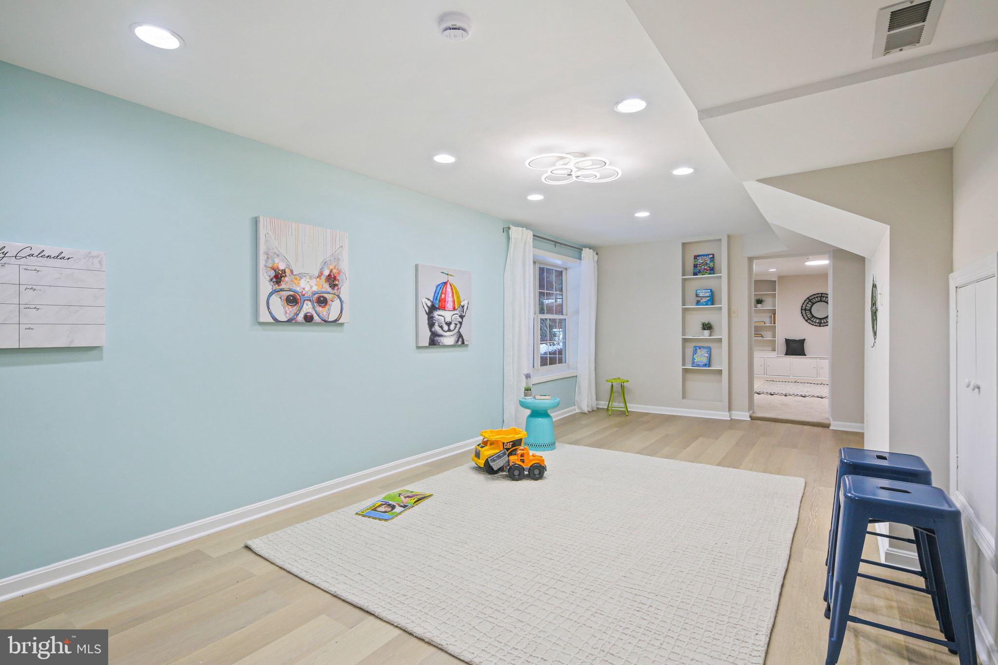 OVERLOOK AT CENTENNIAL PARK - Residential