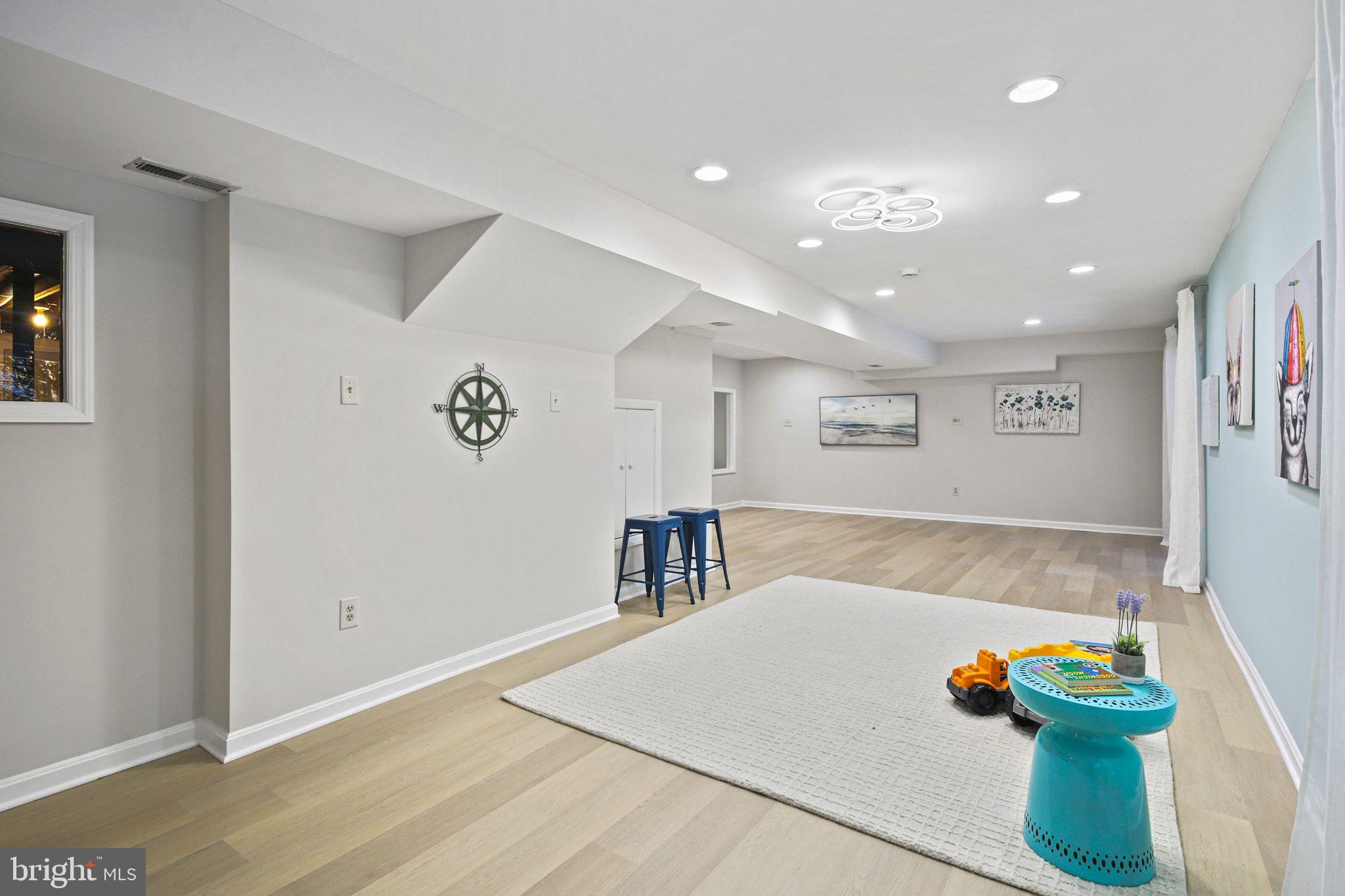 OVERLOOK AT CENTENNIAL PARK - Residential