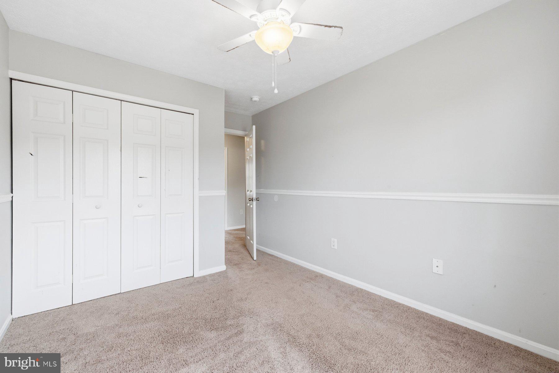 WESTBURY - Residential