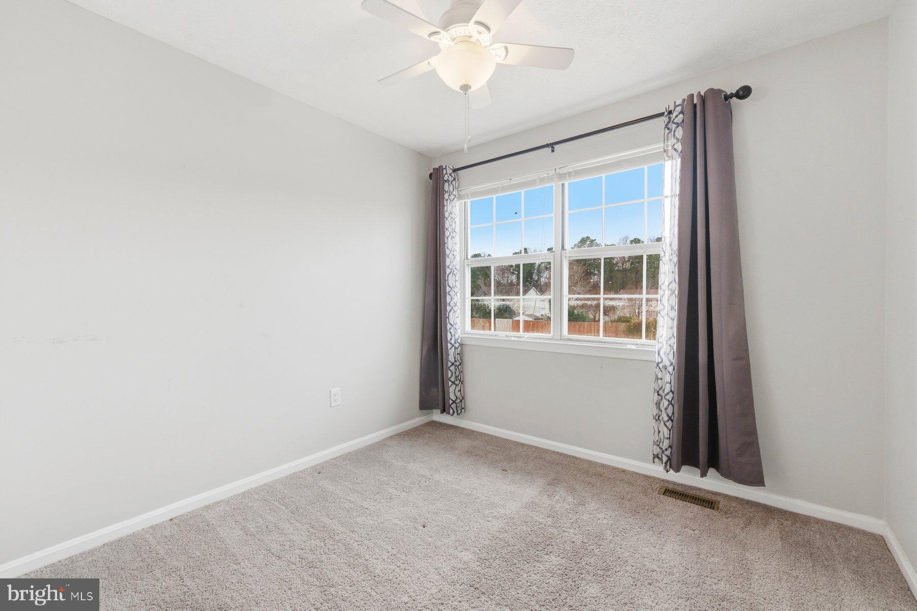 WESTBURY - Residential