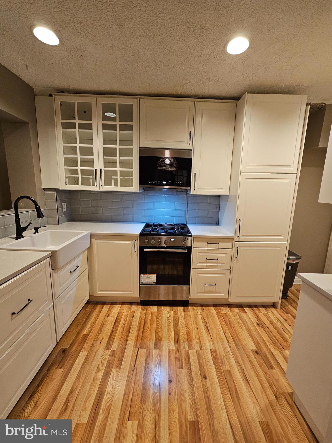 CHARLESMONT - Residential