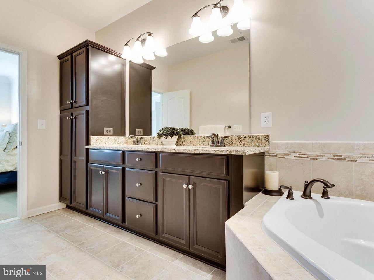 POTOMAC OVERLOOK CONDO - Residential Lease