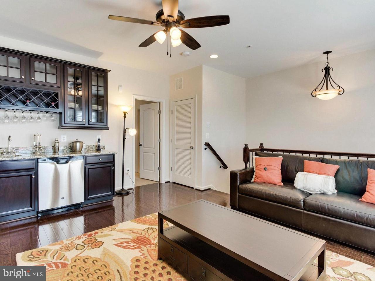 POTOMAC OVERLOOK CONDO - Residential Lease