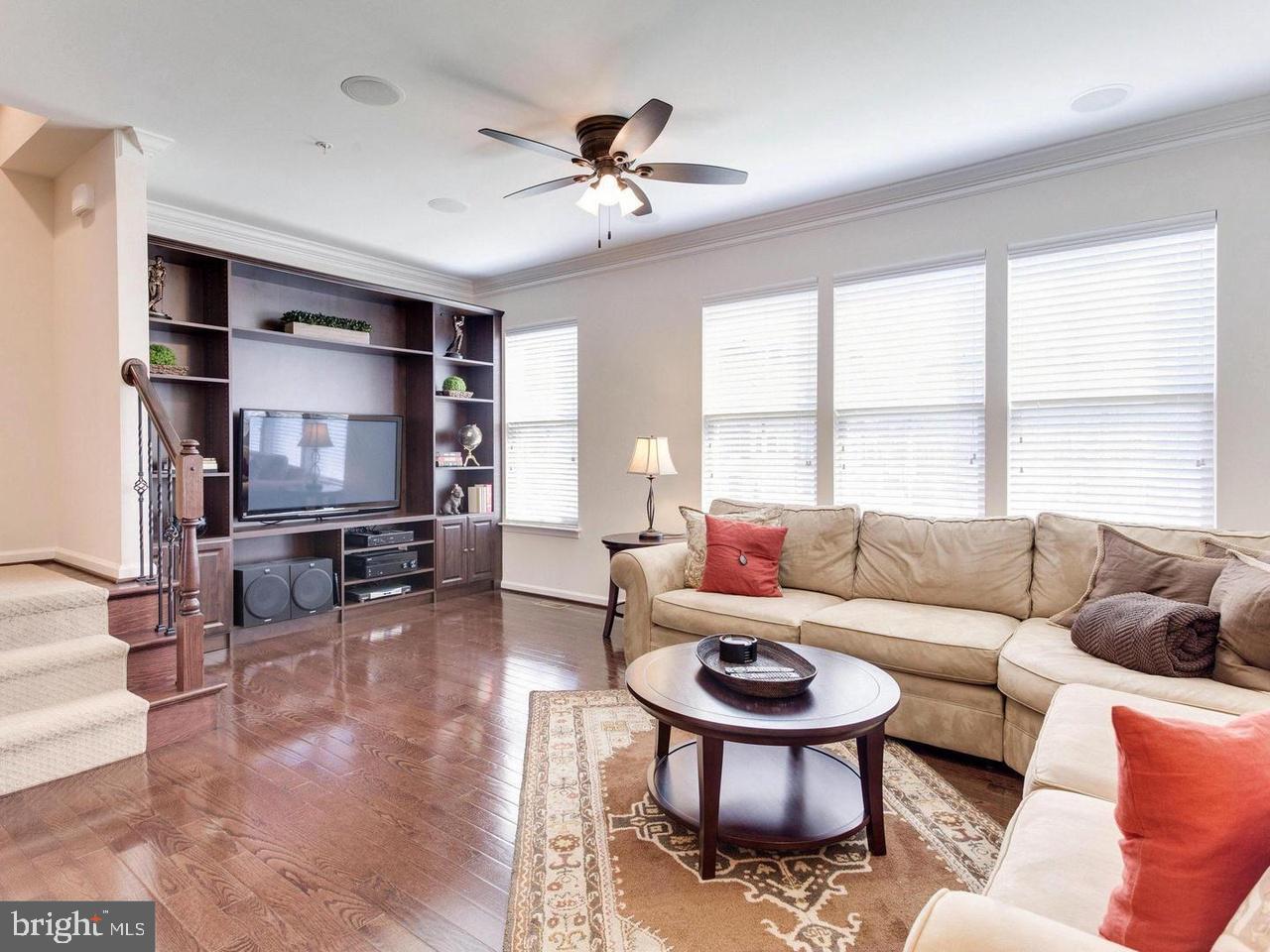 POTOMAC OVERLOOK CONDO - Residential Lease