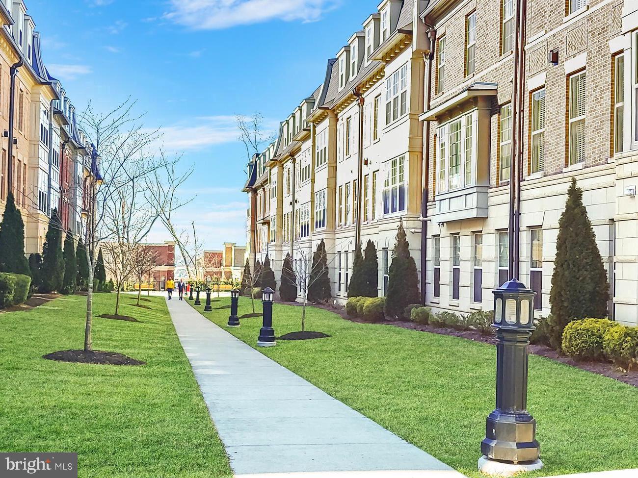 POTOMAC OVERLOOK CONDO - Residential Lease