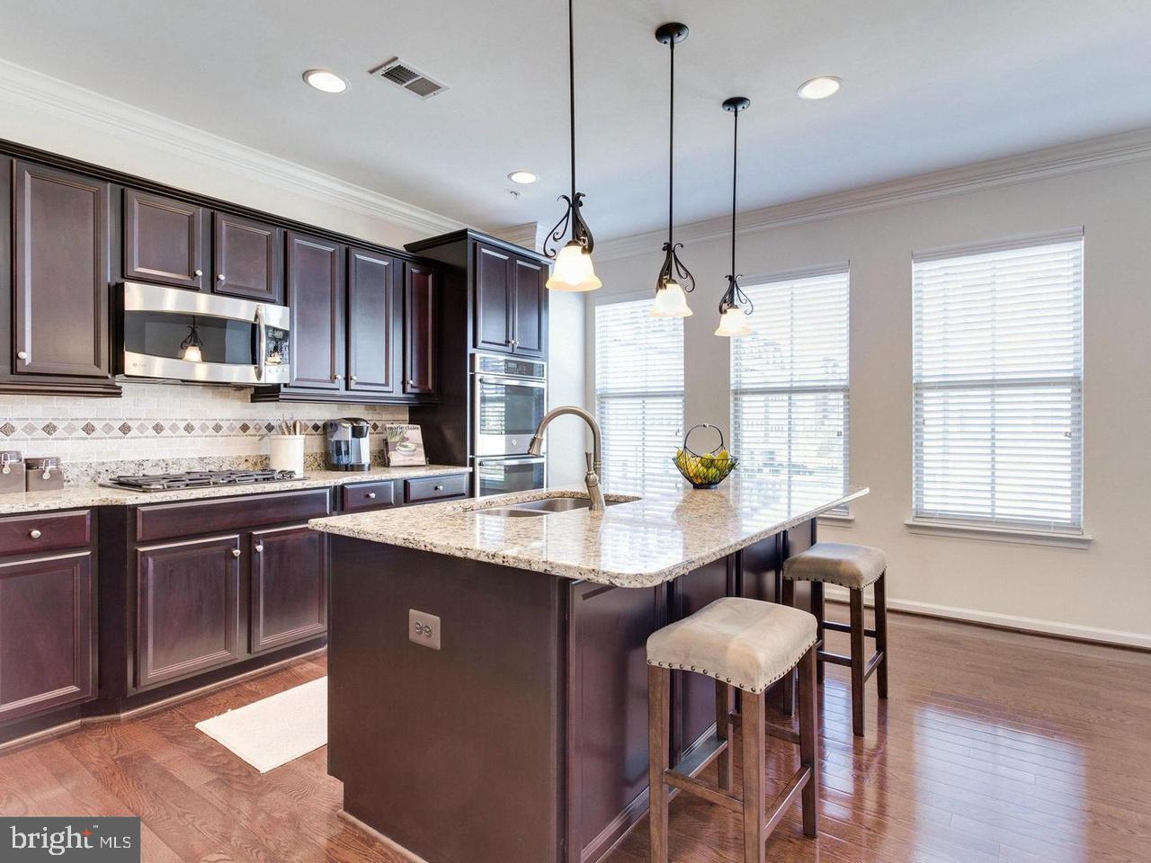 POTOMAC OVERLOOK CONDO - Residential Lease