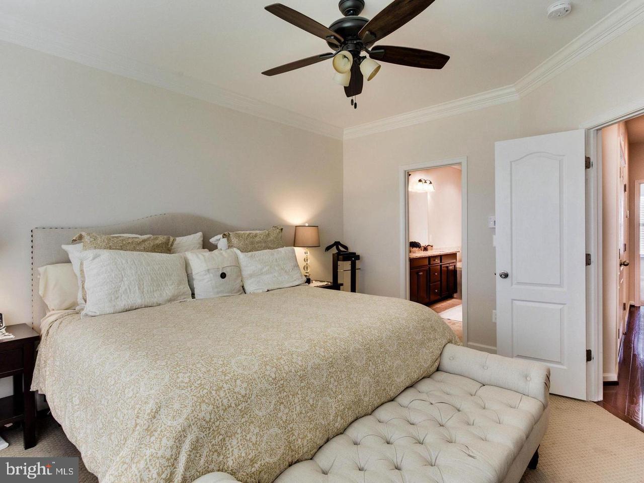 POTOMAC OVERLOOK CONDO - Residential Lease