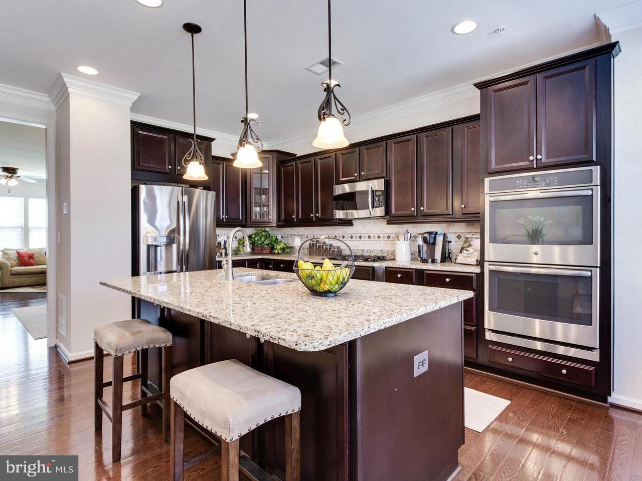 POTOMAC OVERLOOK CONDO - Residential Lease