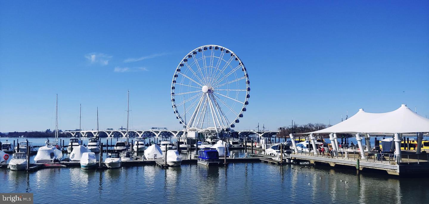 POTOMAC OVERLOOK CONDO - Residential Lease