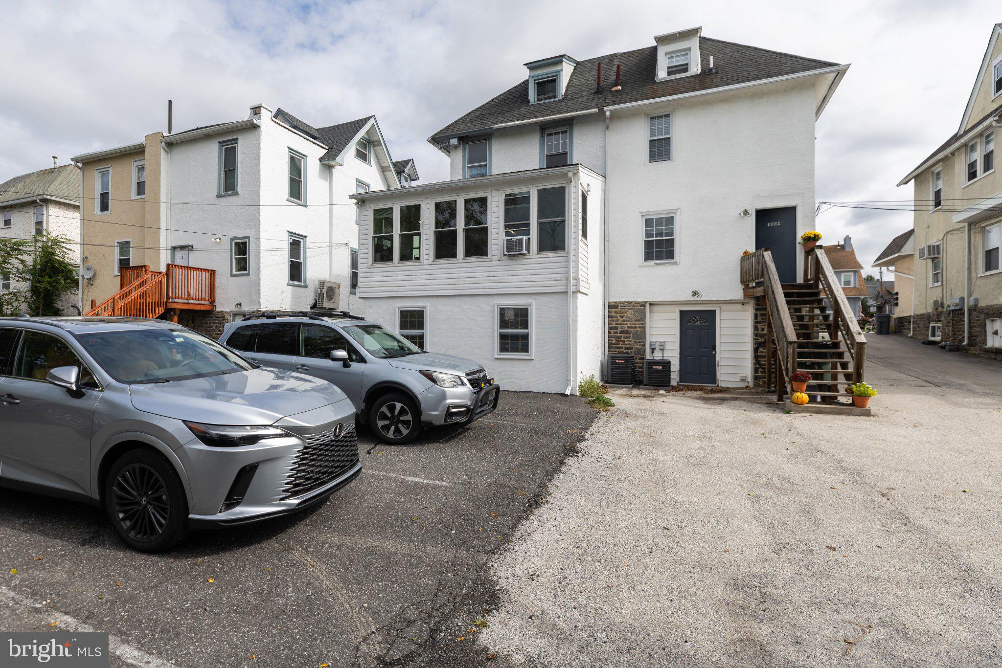 1906 DARBY ROAD