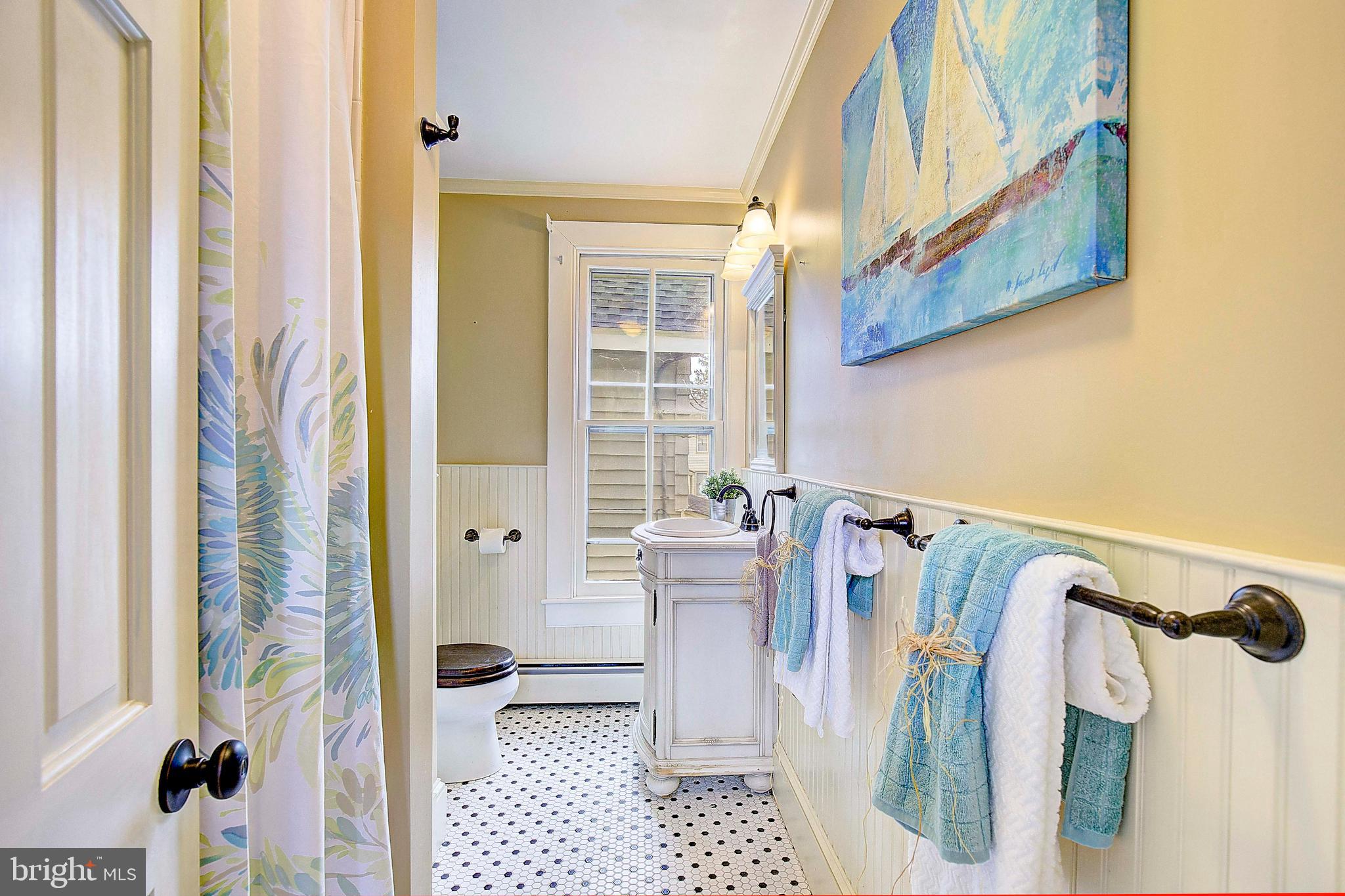 CENTREVILLE - Residential