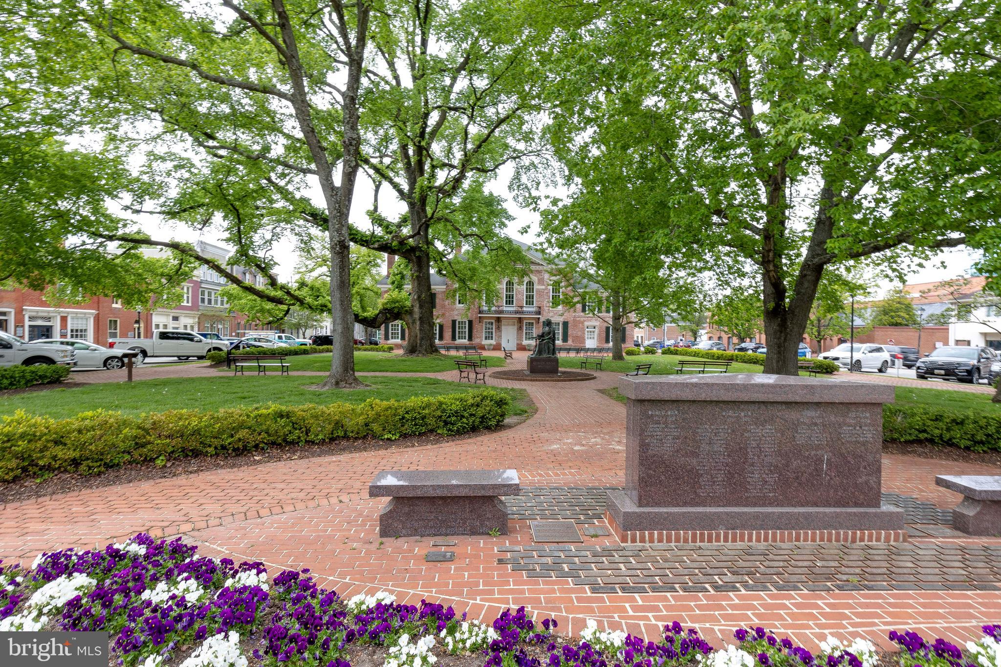 CENTREVILLE - Residential