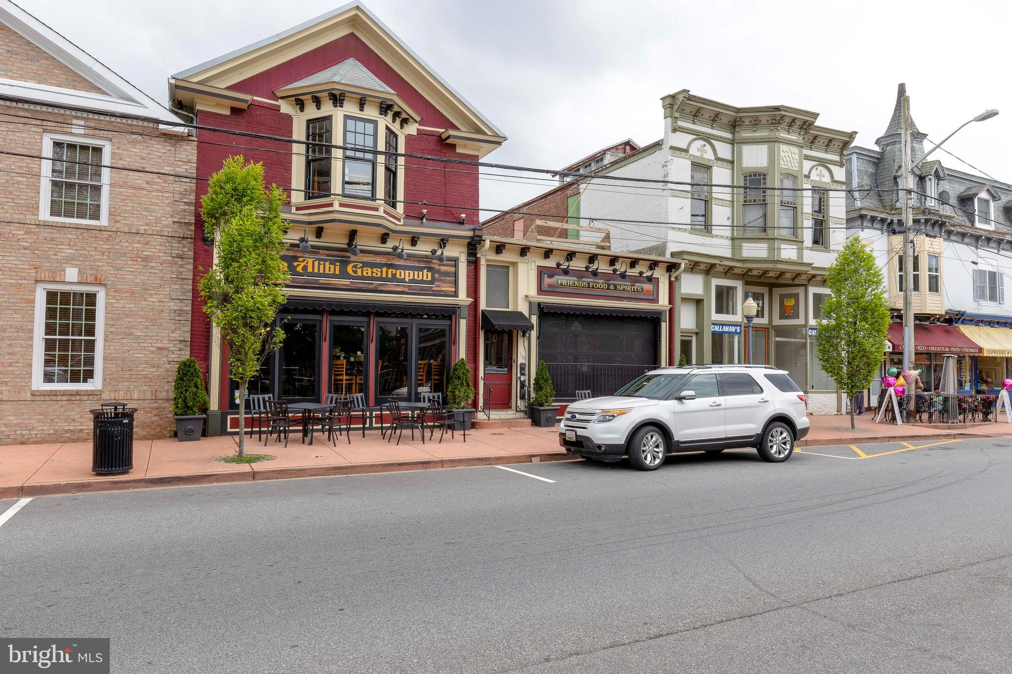 CENTREVILLE - Residential