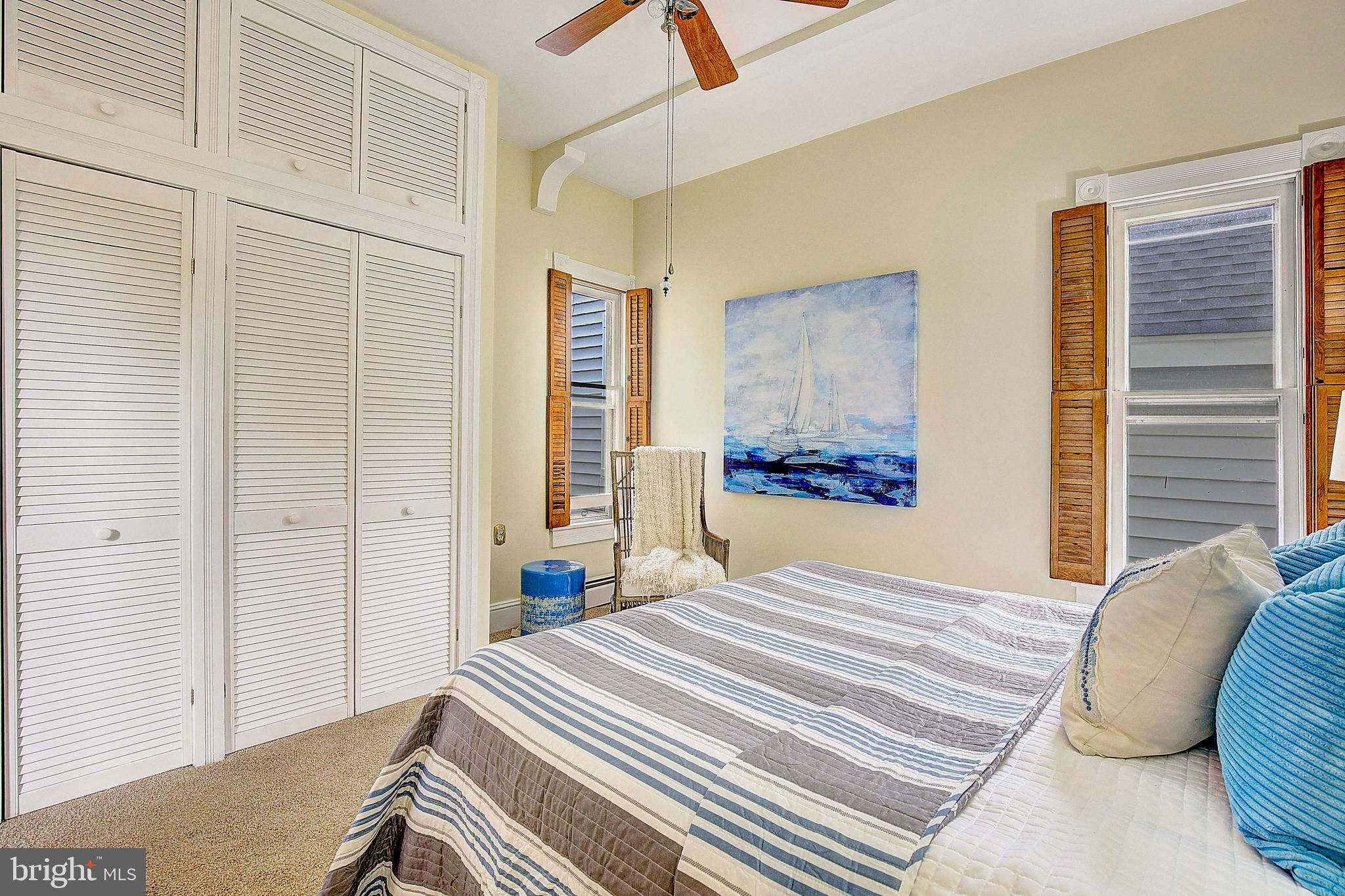 CENTREVILLE - Residential