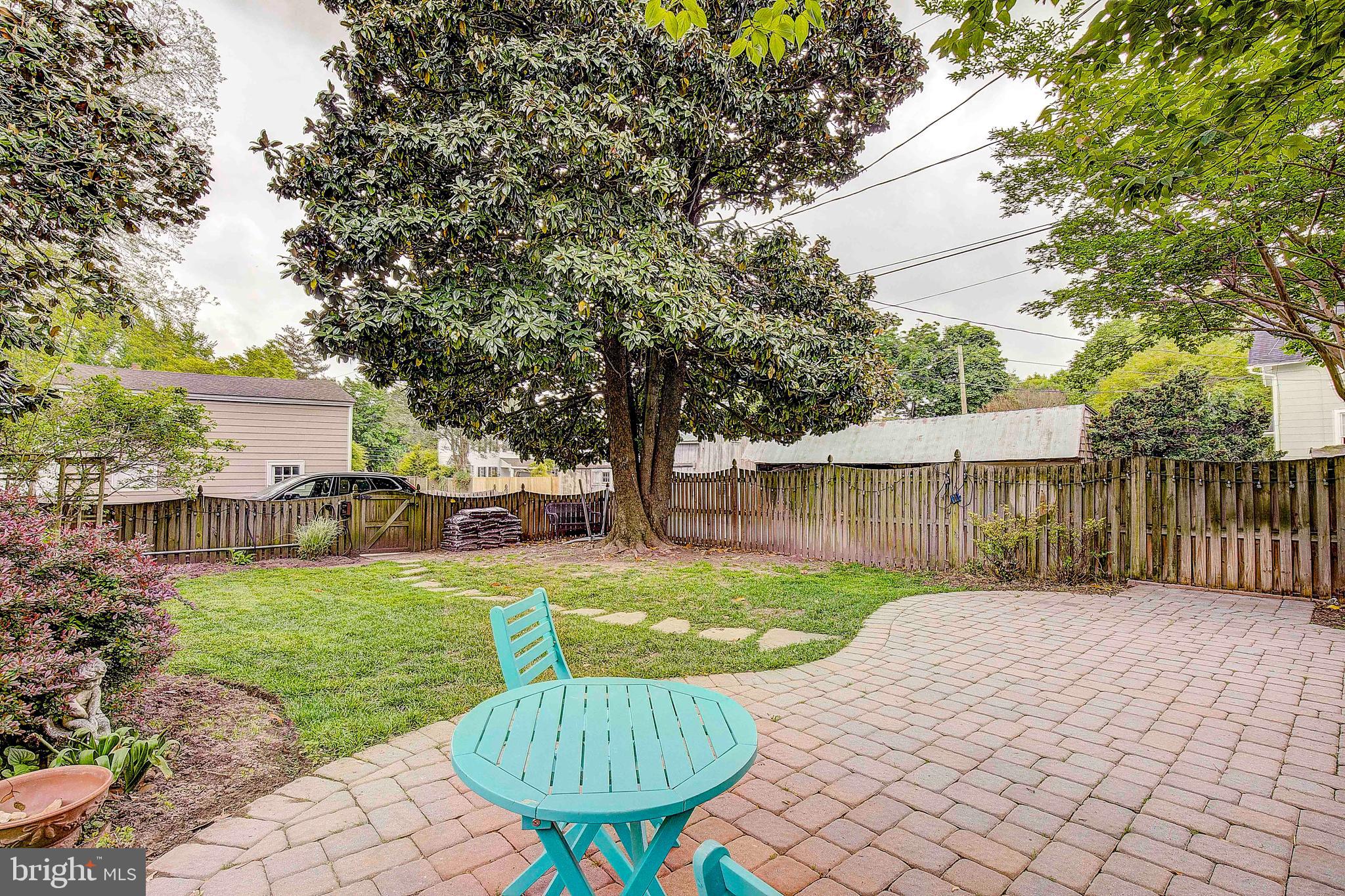 CENTREVILLE - Residential