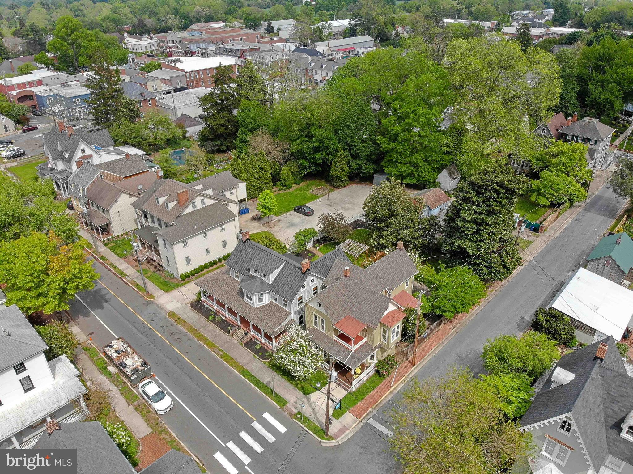 CENTREVILLE - Residential