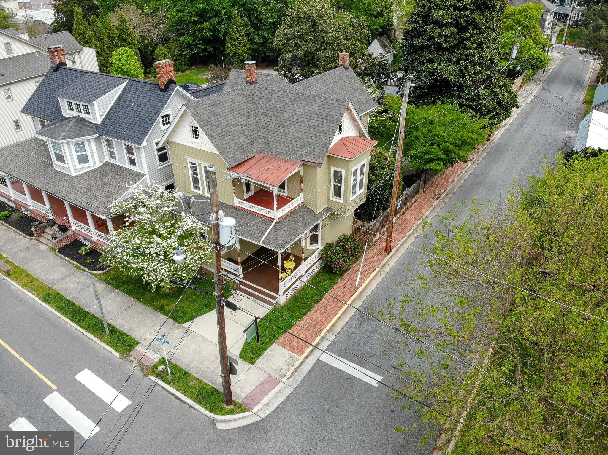 CENTREVILLE - Residential