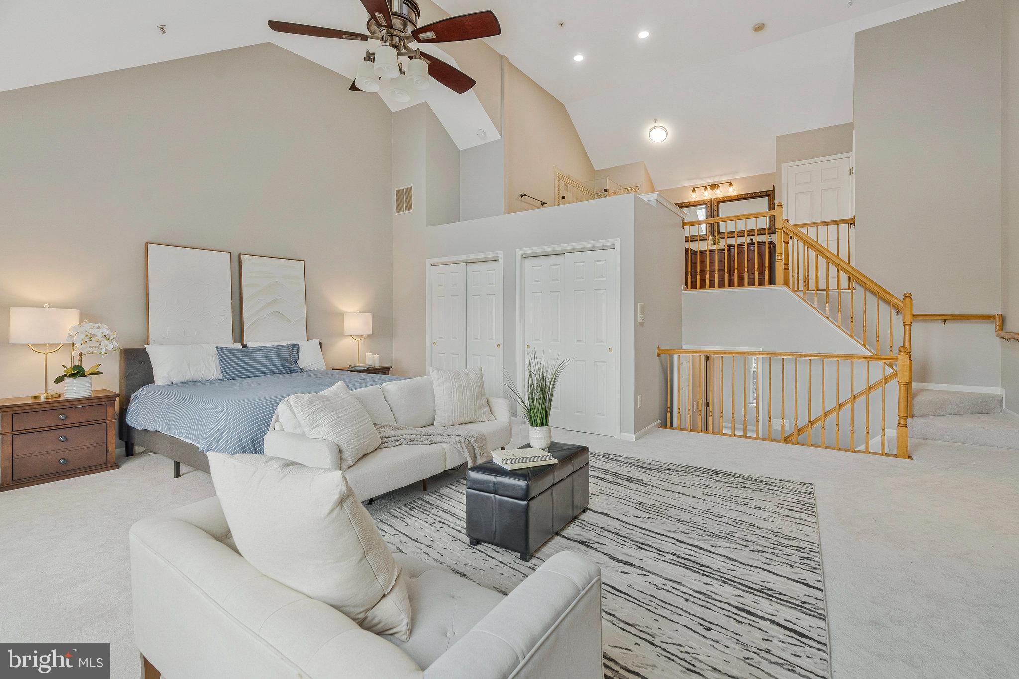 FAIR LAKES COURT - Residential