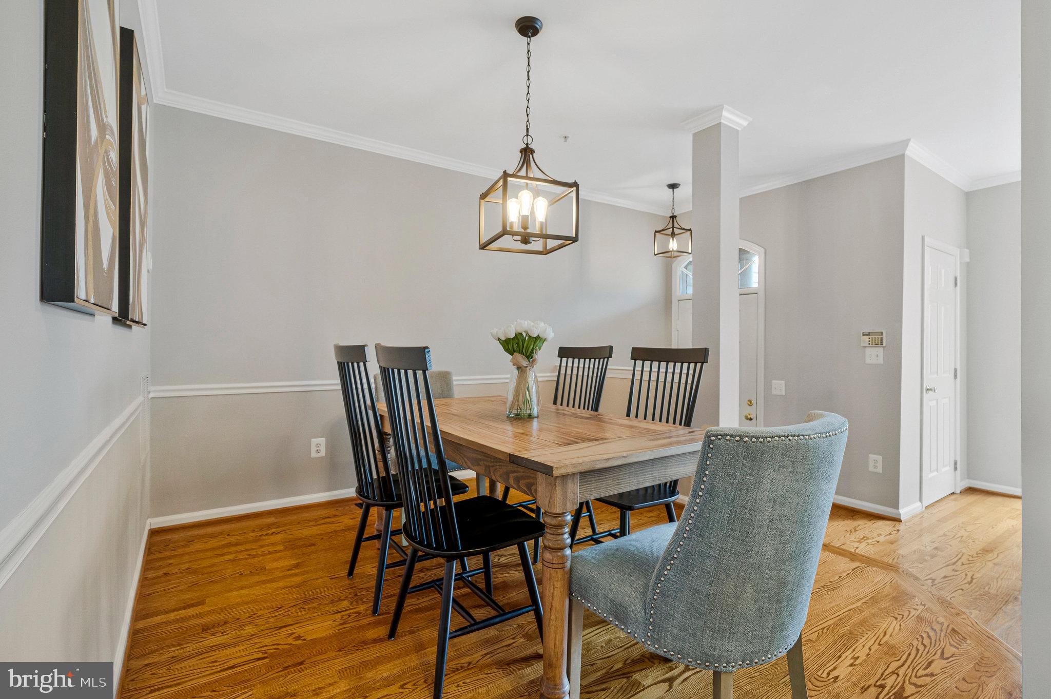 FAIR LAKES COURT - Residential