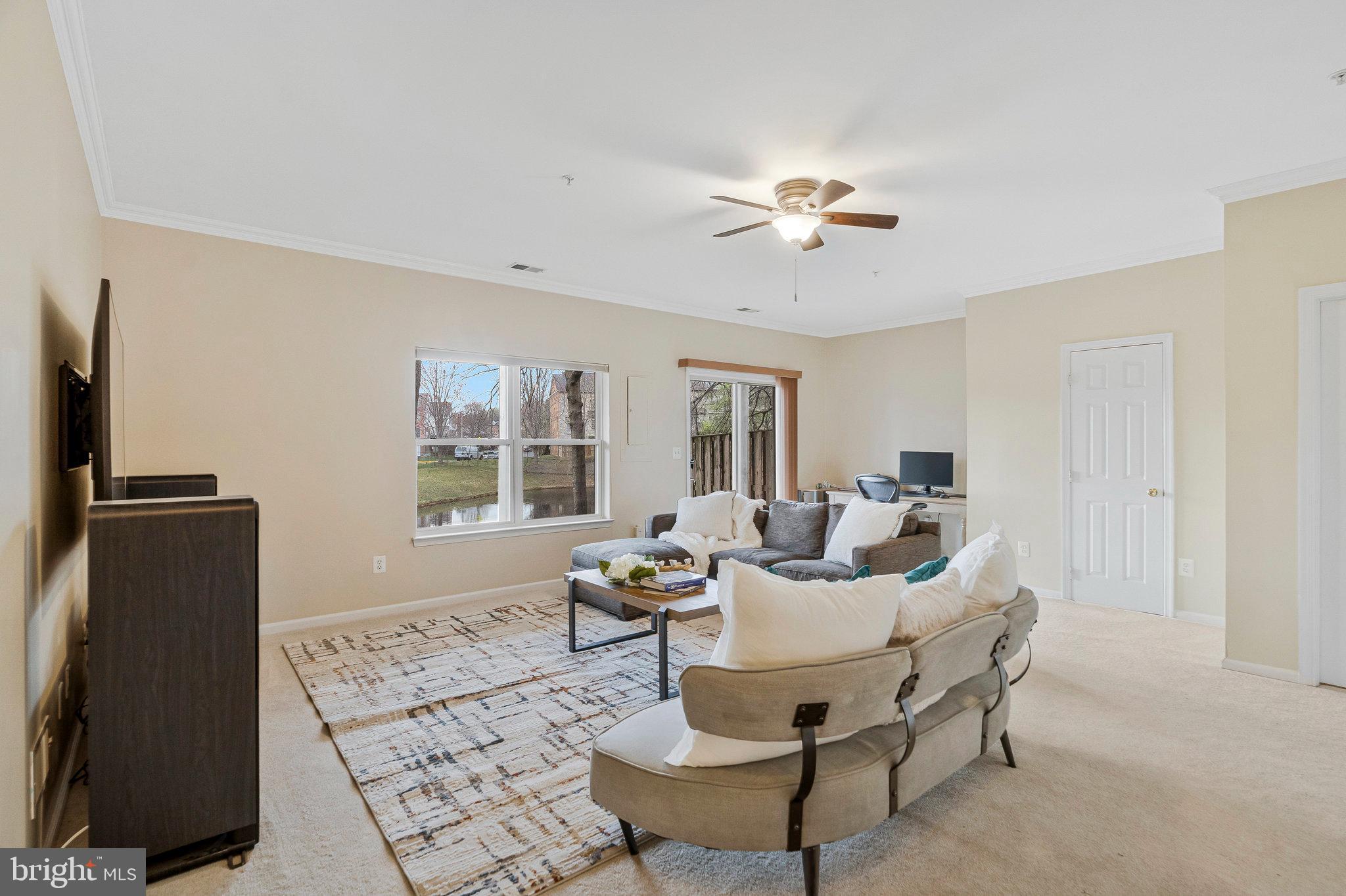 FAIR LAKES COURT - Residential