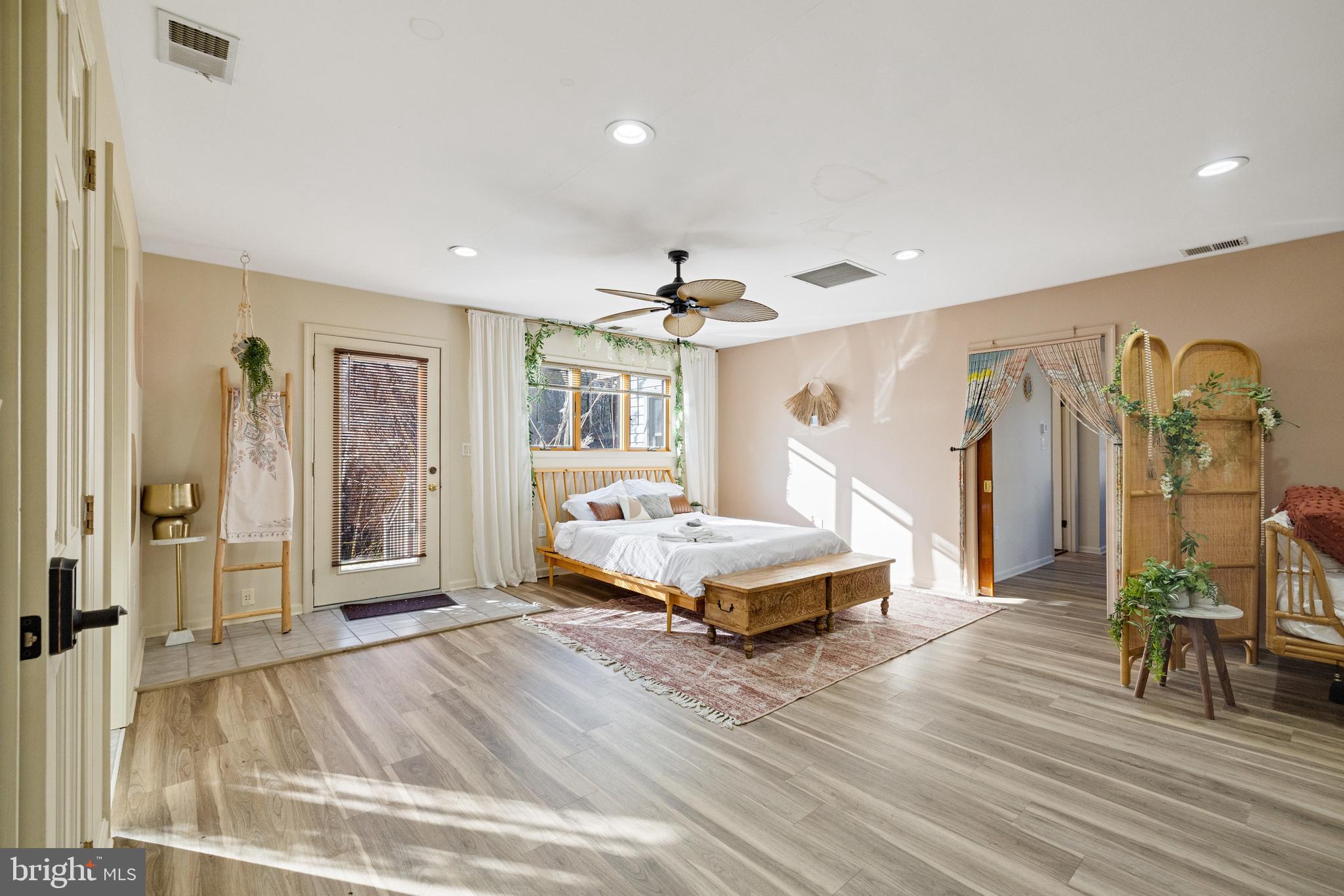 MATAPEAKE ESTATES - Residential