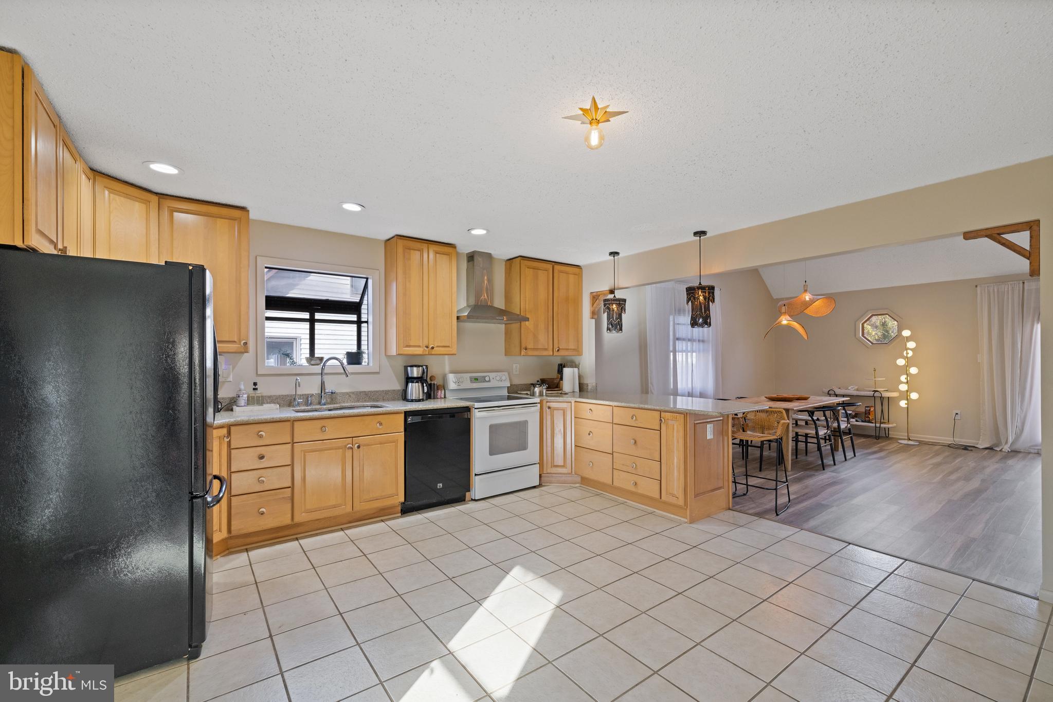 MATAPEAKE ESTATES - Residential