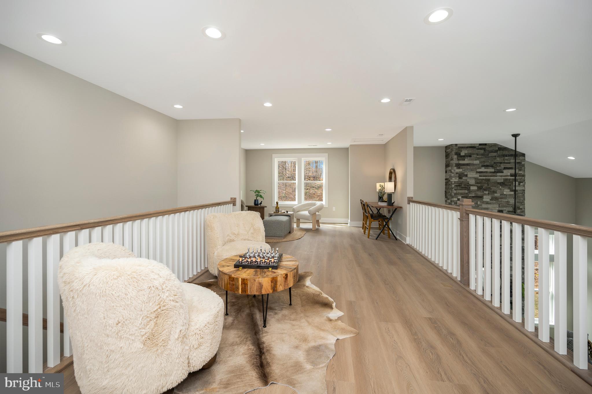 MILL RUN - Residential