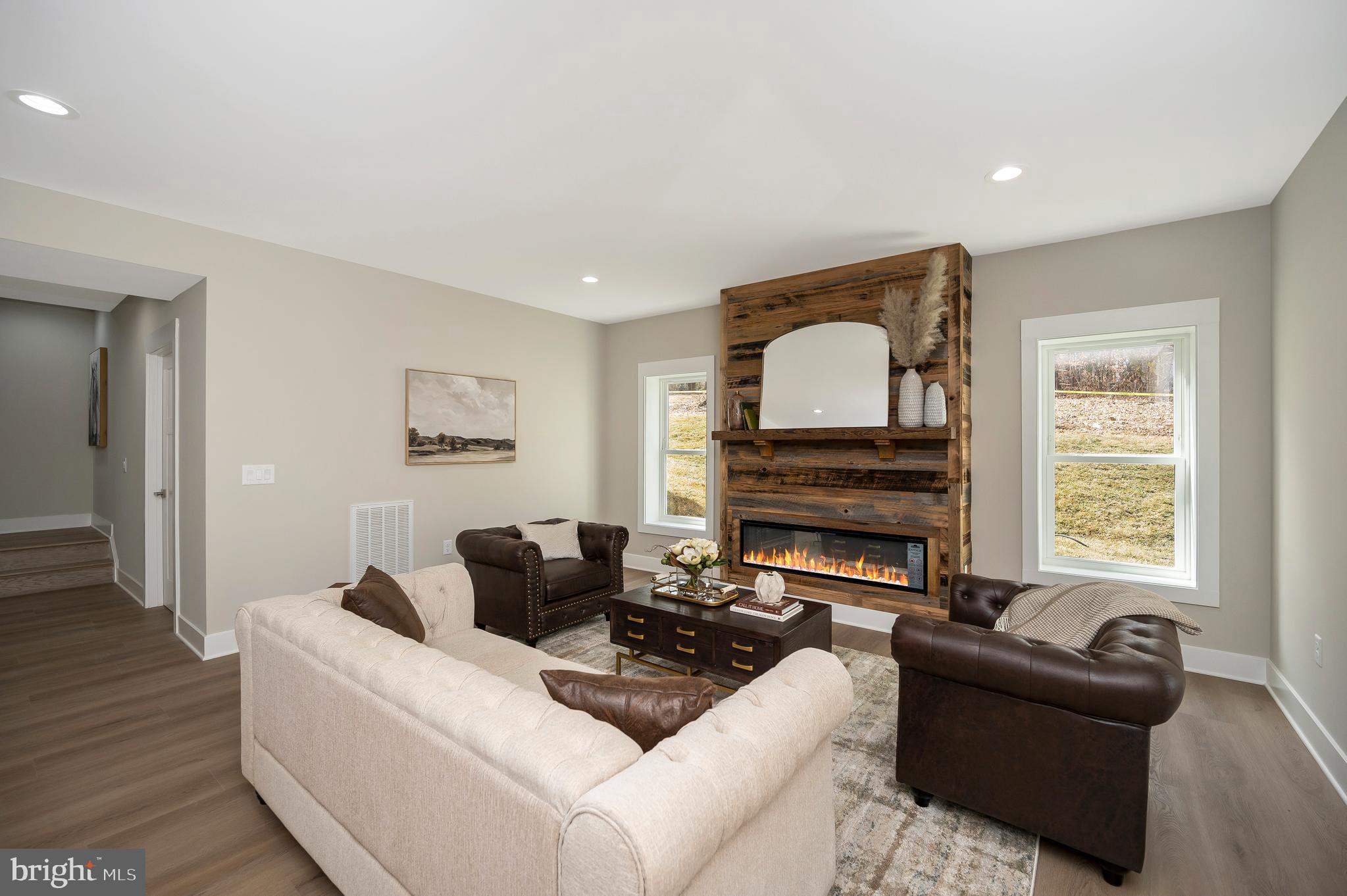 MILL RUN - Residential