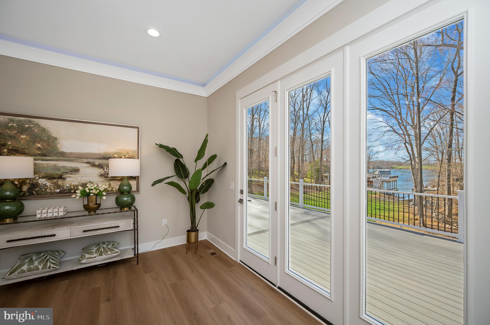 MILL RUN - Residential