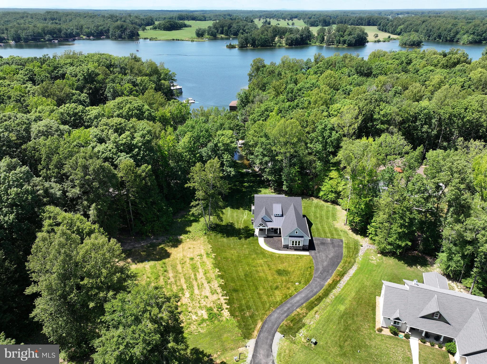 MILL RUN - Residential