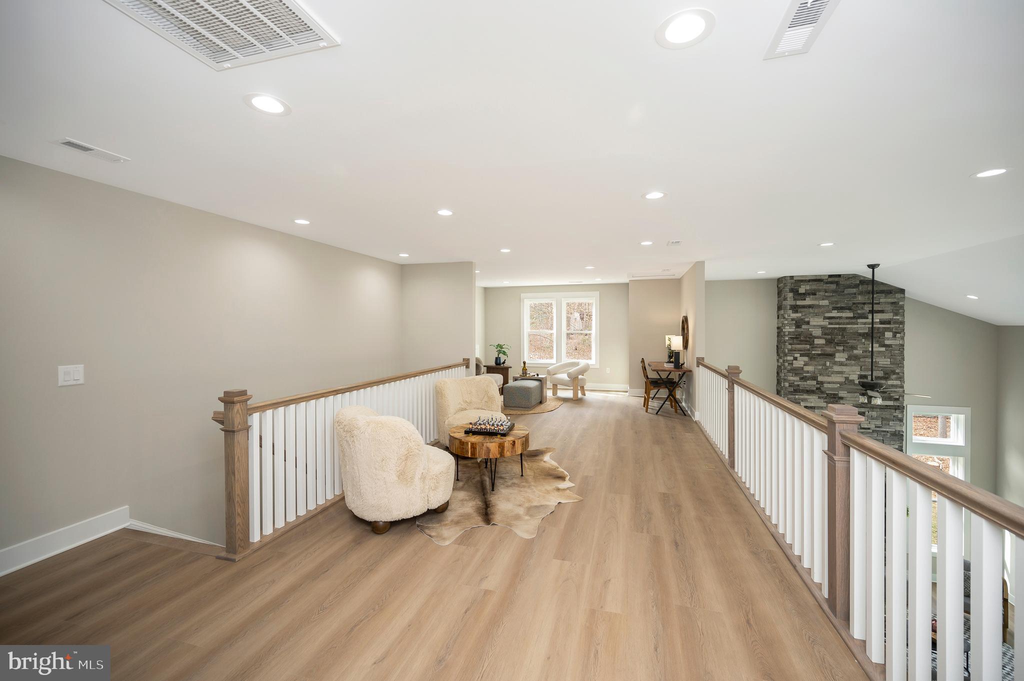 MILL RUN - Residential